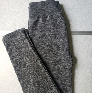 New Womens Large 12-14 Gray Leggings